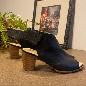 Josef Seibel open toed heels